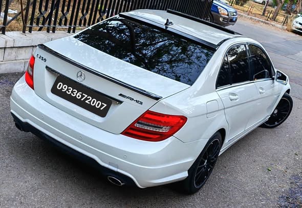 مرسيدس C250 2012 - صورة 3