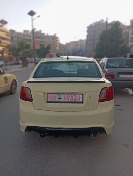 كيا ريو 2011 - صورة 2