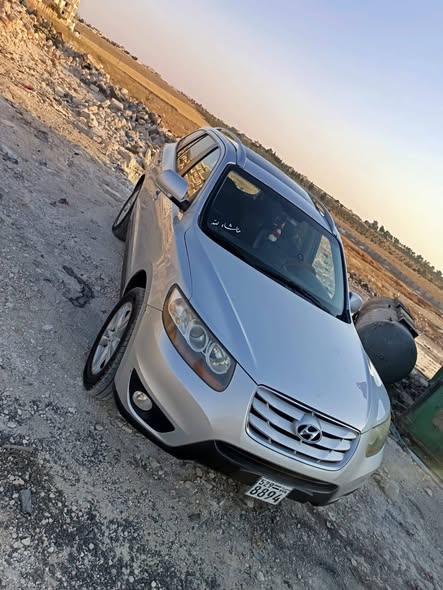 هيونداي سنتافيه 2011 - صورة 2