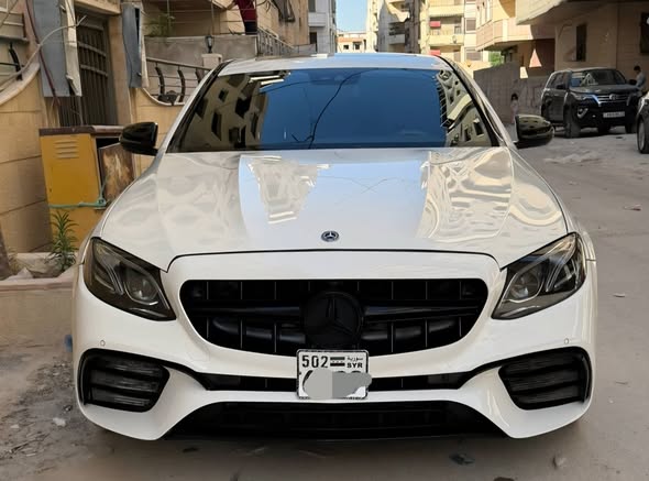 مرسيدس E-Class 2017 - صورة 1