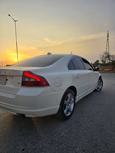 فولفو S80 2010 - صورة 3