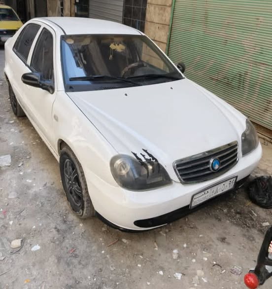 جيلي كرت 2005 - صورة 1