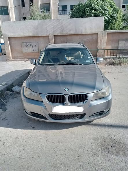 بي إم دبليو 3 Series 2012 - صورة 1