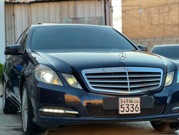 مرسيدس E-Class 2011 - صورة 1