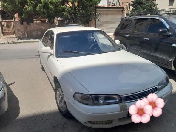 مازدا 626 1992 - صورة 1