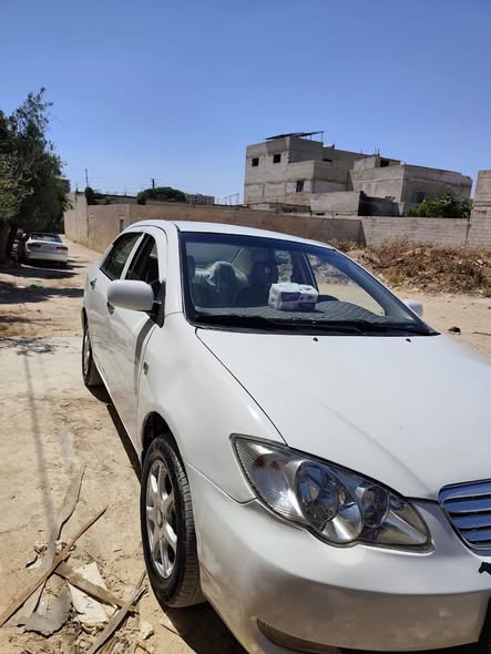 بي واي دي F3 2011 - صورة 2