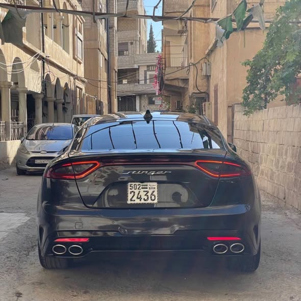 كيا ستنغر 2018 - صورة 2