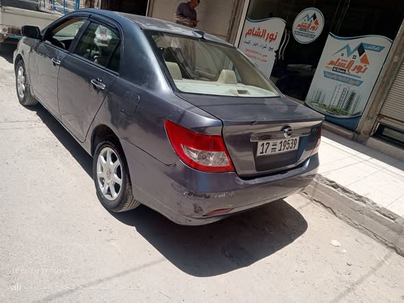 بي واي دي اف 3 2012 - صورة 3