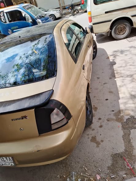 كيا شوما 2002 - صورة 2