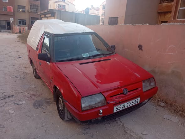 سكودا بيك أب 2000 - صورة 2