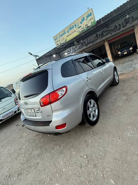 هيونداي سنتافي 2008 - صورة 4