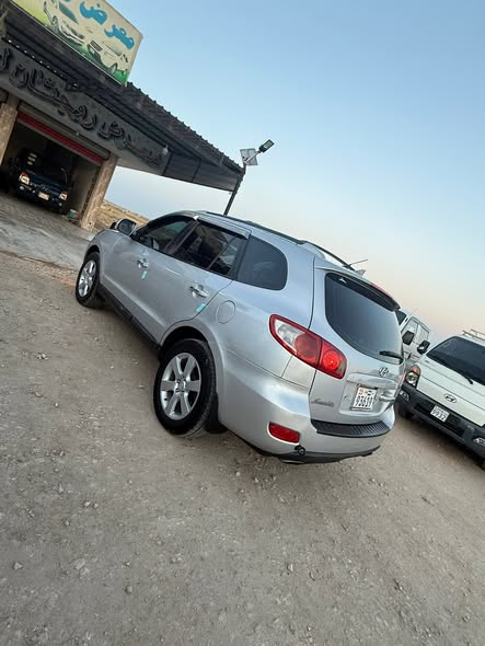 هيونداي سنتافي 2008 - صورة 5