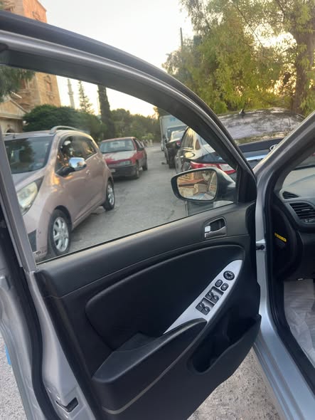 هيونداي أكسنت 2015 - صورة 5