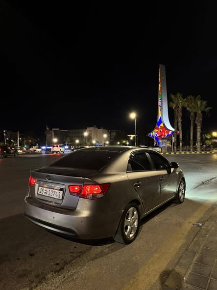 كيا فورتي 2010 - صورة 2