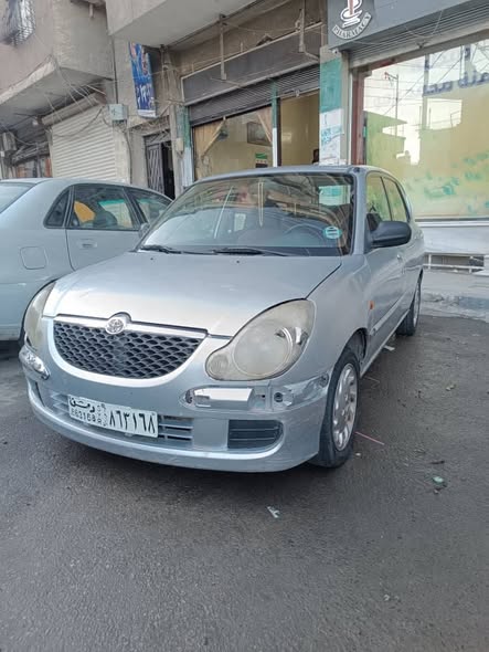 دايهاتسو سيريون 2004 - صورة 5