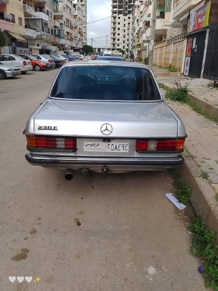 مرسيدس 230 1977 - صورة 5
