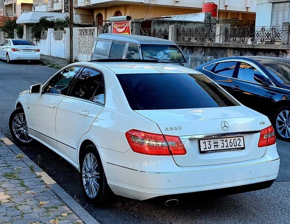 مرسيدس E200 2010 - صورة 4