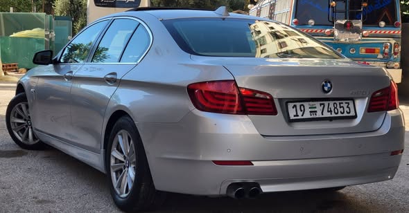بي إم دبليو 520I 2013 - صورة 3