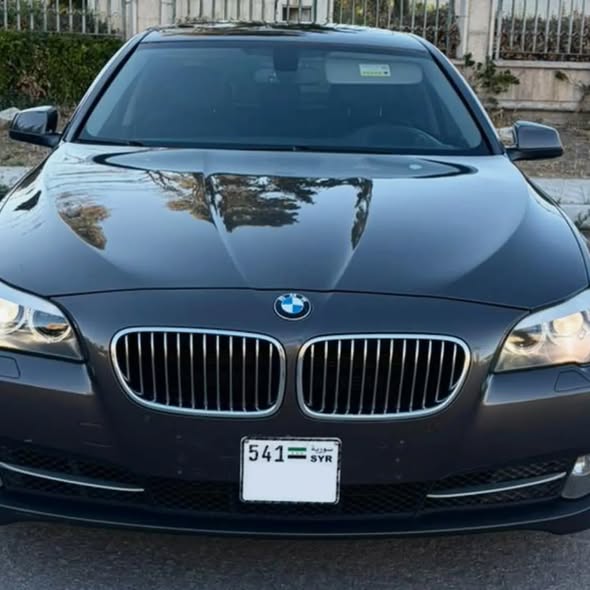 بي إم دبليو 528i 2013 - صورة 2
