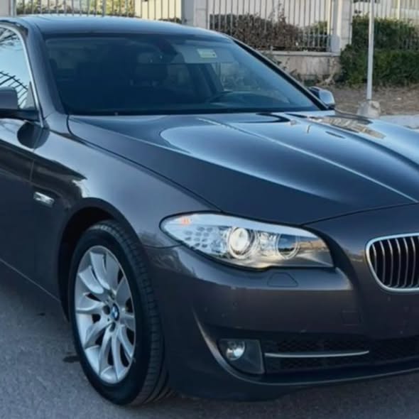 بي إم دبليو 528i 2013 - صورة 4