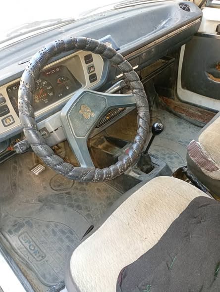 بيجو 104 1976 - صورة 5