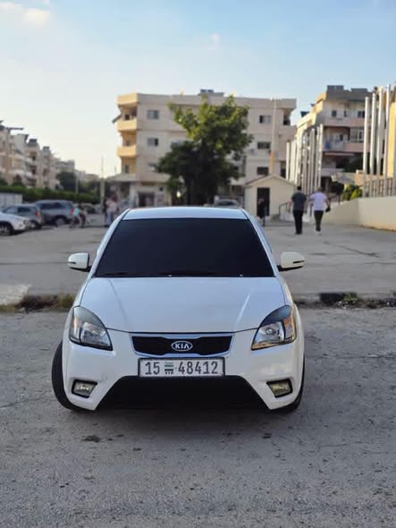 كيا ريو 2010 - صورة 1