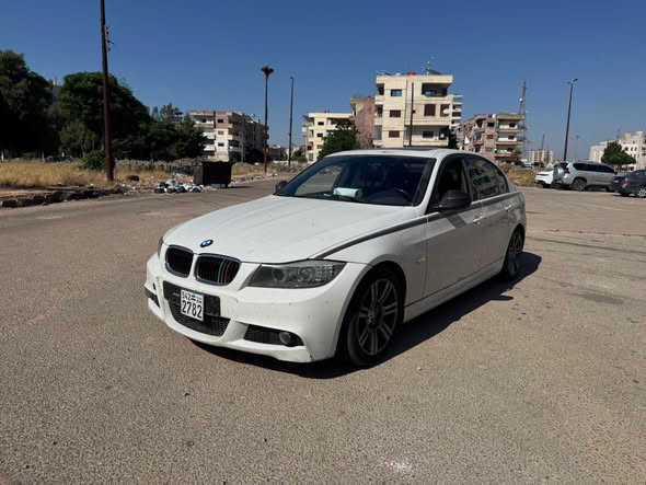 بي إم دبليو 320d 2011 - صورة 3