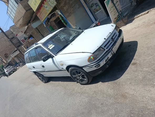 أوبل أسترا 1992 - صورة 1