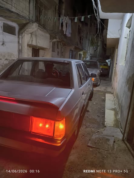 ميتسوبيشي لانسر 1983 - صورة 3