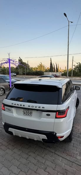 رنج روفر سبورت 2015 - صورة 3