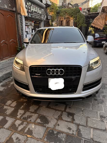 أودي Q7 2012 - صورة 1