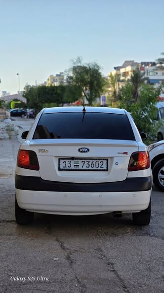 كيا ريو 2009 - صورة 4