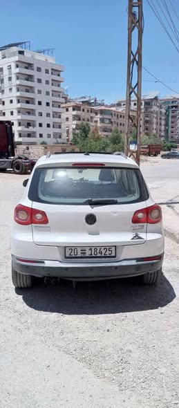 فولكس فاجن تيغوان 2011 - صورة 3