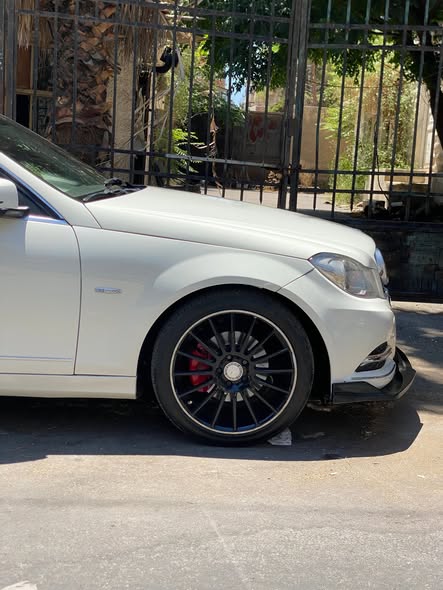مرسيدس C250 2012 - صورة 2