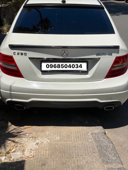 مرسيدس C250 2012 - صورة 3