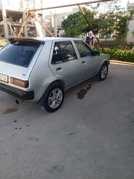 ميتسوبيشي كولت 1983 - صورة 4