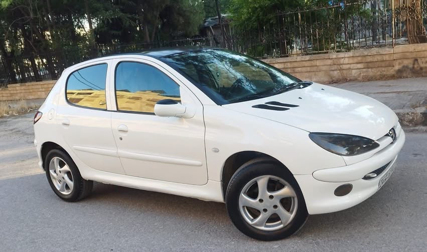 بيجو 206 2008