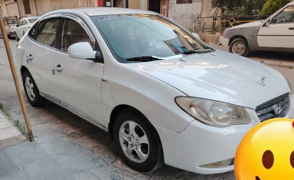 هيونداي افانتي 2009 - صورة 4
