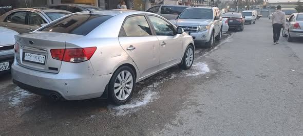 كيا فورتي 2010 - صورة 4