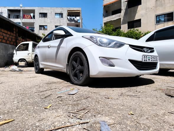 هيونداي الينترا 2012 - صورة 2