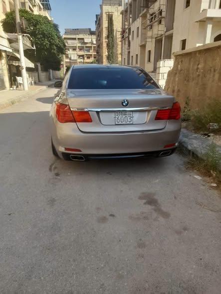 بي إم دبليو 730 2011 - صورة 2