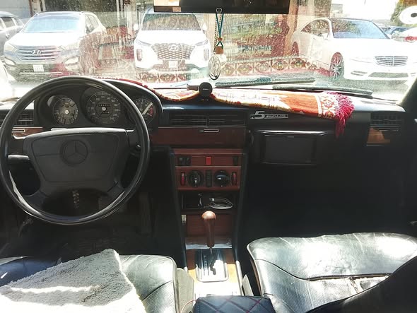 مرسيدس 300 1977 - صورة 5