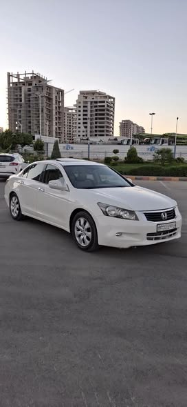 هوندا اكورد 2008 - صورة 3