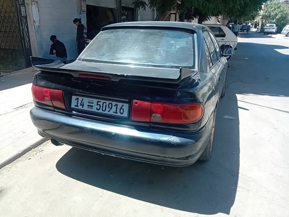 ميتسوبيشي لانسر 1993 - صورة 2