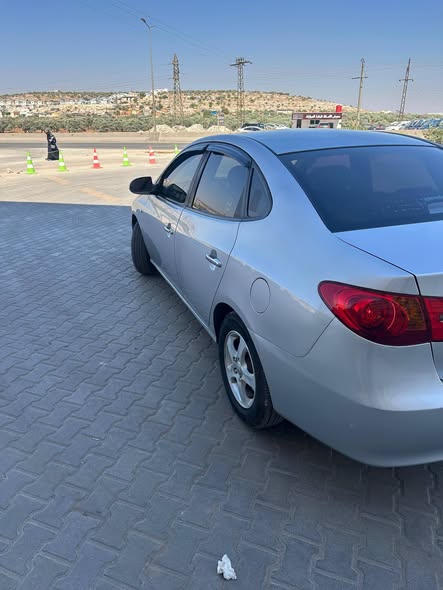 هيونداي افانتي 2008 - صورة 5