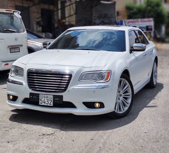 كرايسلر 300C 2015 - صورة 1