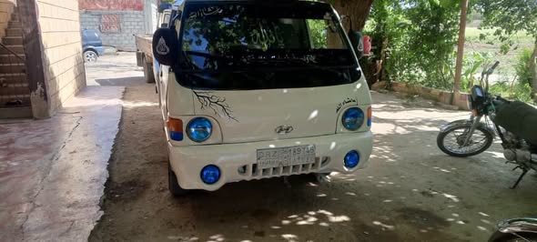 هيونداي H-100 1996 - صورة 2