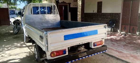 هيونداي H-100 1996 - صورة 3