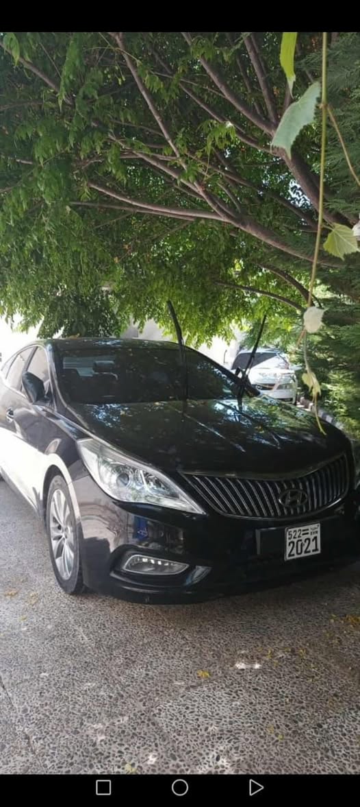 هيونداي ازيرا 2011