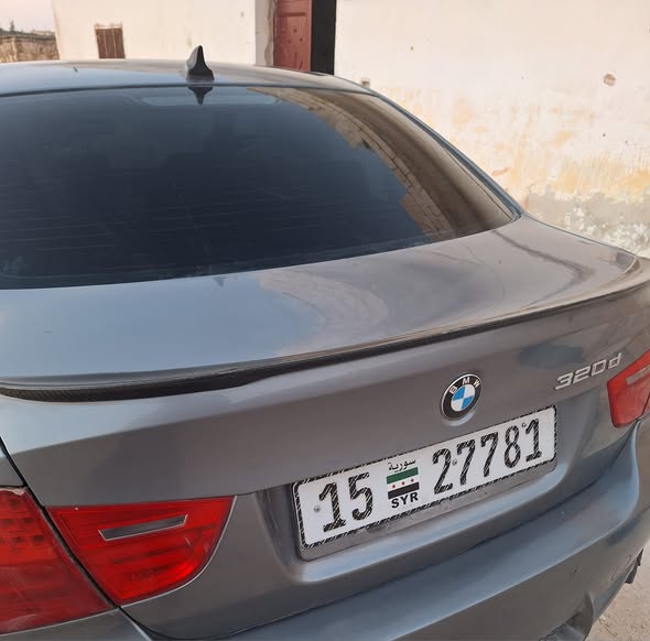 بي إم دبليو 320d 2009 - صورة 5